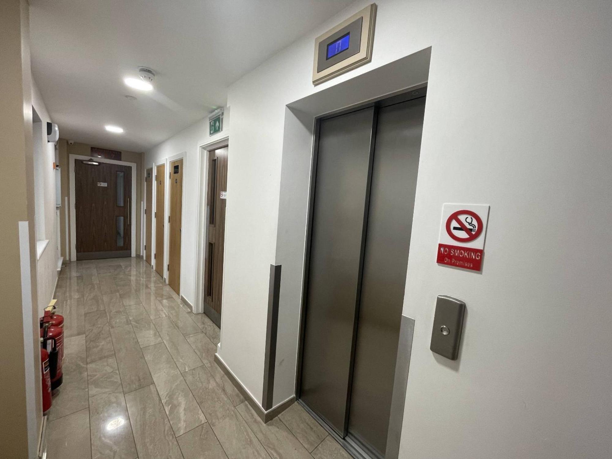Ilford Tower Apartments Exterior foto
